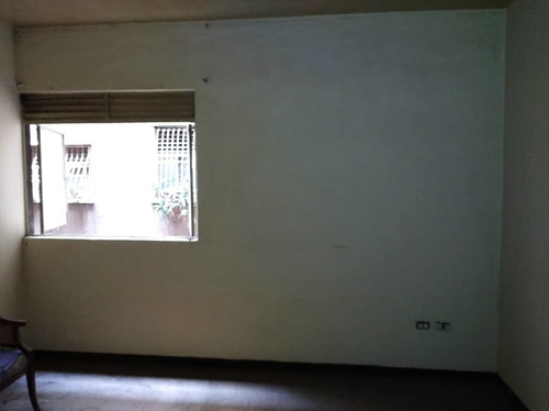 Imagen 4 de 9 de Apartamento En Venta Urb. Lebrún