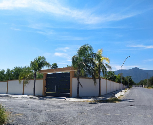 Imagen 3 de 17 de Renta De Quinta Con Estancia En Cabaña, Con Alberca A Una Hora De Monterrey, Nuevo Leon