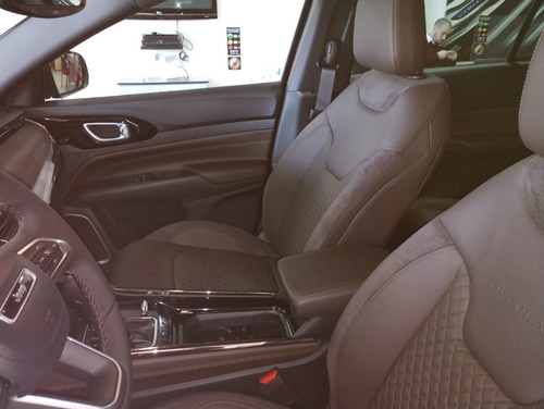 Imagen 5 de 15 de Jeep Commander 2.0 Overland Entrega Inmediata Agencia Oficia