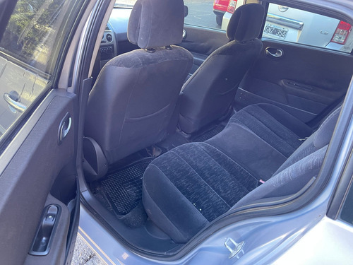 Renault Megane 1.9 I Tric Pack