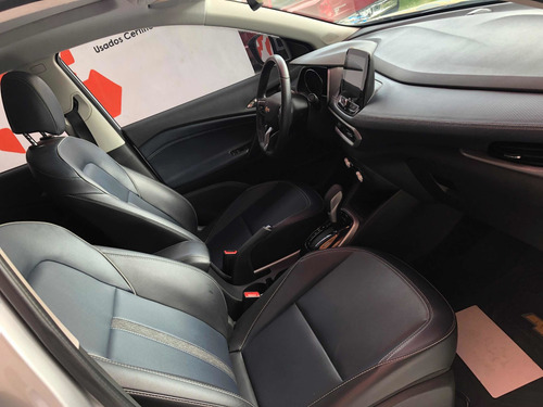 Imagen 9 de 15 de Chevrolet Tracker Paquete D 2021 Plata
