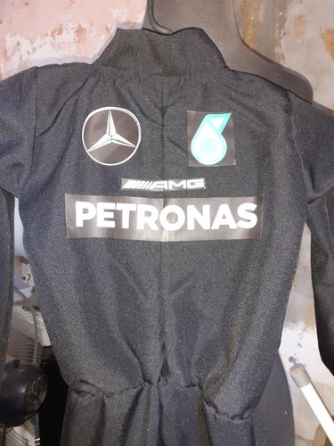 Imagen 5 de 8 de Disfraz Piloto Ferrari, Mercedes Otras Marcas Talle Adultos