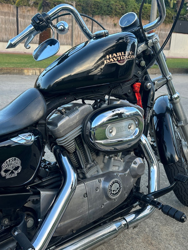 Harley Davidon Sportster 883