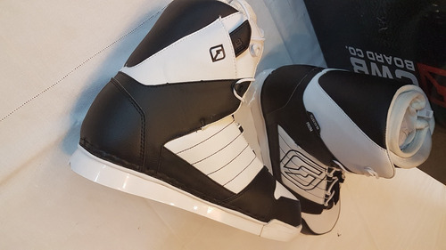 Bota/fijacion Para Wakeboard Cwb Connelly (2013)