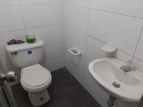 Alquiler Local En La Avenida Centenario, Manizales Cod 7400883