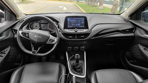 Chevrolet Onix Midnight