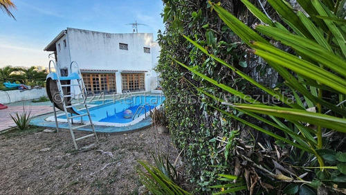 Se Vende Casa En Los Campitos Mls #25-6527
