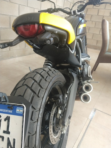 Ducati Scrambler Full Throt