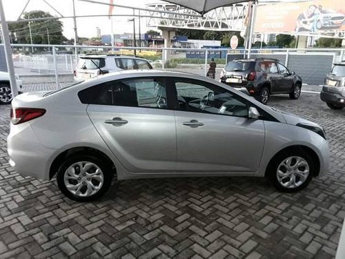 Imagem 7 de 9 de Hyundai Hb20s 1.6 Comfort Plus 16v Flex 4p Automático