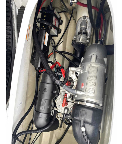 Yamaha Fx700