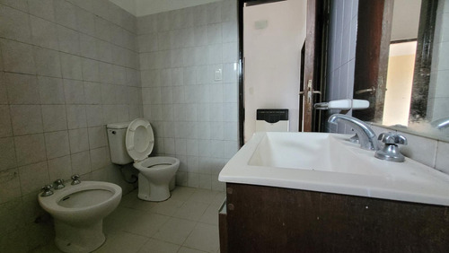 Oportunidad En La Falda, Casa De 3 Dormitorios