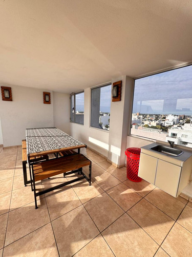 Alta Cordoba, 1 Dormitorio Con Patio, Cocina Separada - A Metros De La Plaza