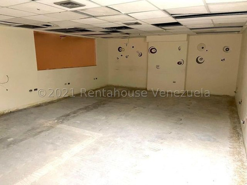 Imagen 4 de 10 de Oficina En Alquiler Chuao 20-23661 Renta House Los Samanes