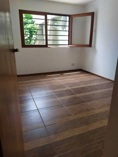 Imagen 6 de 9 de Venta De Departamento En Oportunidad En Bariloche, Con Patio