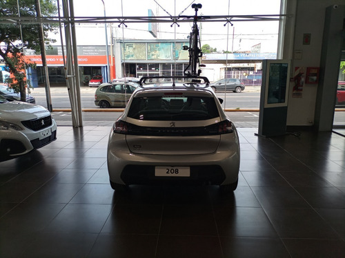 Imagen 7 de 15 de Peugeot 208 1.6l Active - Avec Peugeot
