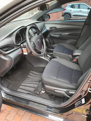 Toyota Yaris Xl 1.5 Mecánico 2022