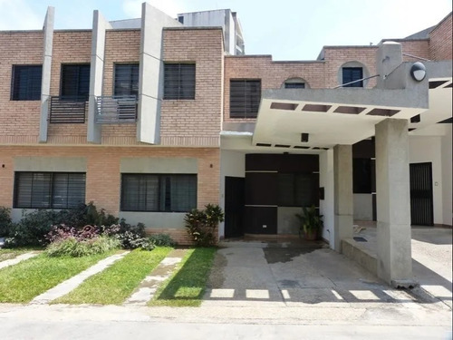Imagen 14 de 27 de Gabriel Rivas Vende Town House En Res. Muralla Alta Los Mangos Cod: Atth-86