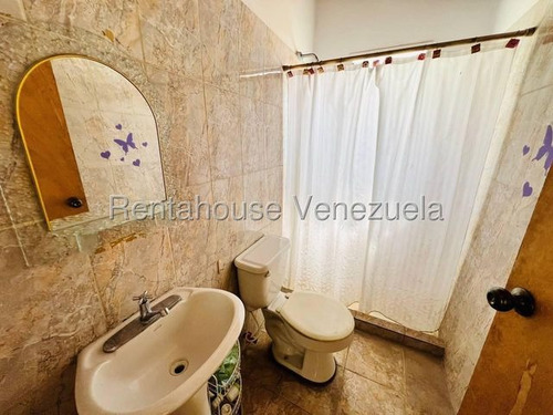 Gbf 25-20152 El Macaro Turmero Vendo Bello Townhouse Contáctame Ya.