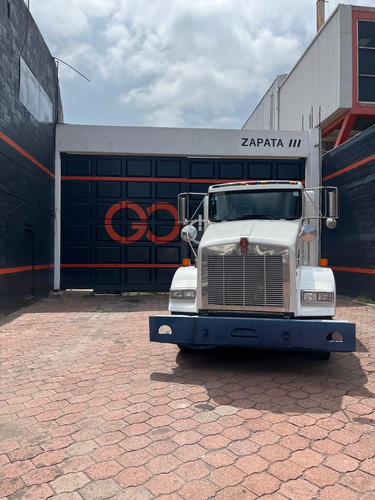 Tractocamión Seminuevo Kenworth T800 Mod. 2017.