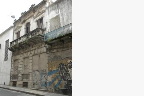 Imagen 1 de 2 de En Calle Paraná Gran Casa Multiuso Con Renta Opcional