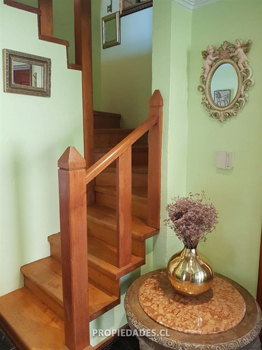 Casa En Venta De 5 Dormitorios En El Arrayán