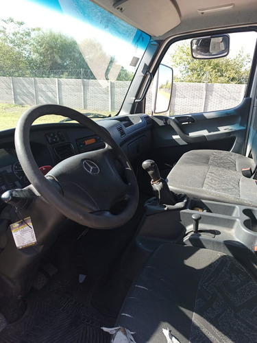 Mercedes Benz Accelo 815