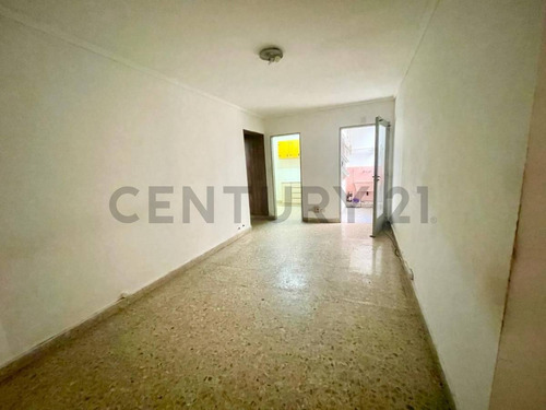 Venta Departamento 2 Ambientes Flores