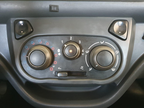 Imagem 10 de 11 de Fiat Uno Way 1.0 Evo Fire Flex 8v