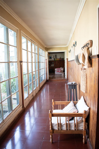 Casa En Venta De 4 Dorm. En Buín