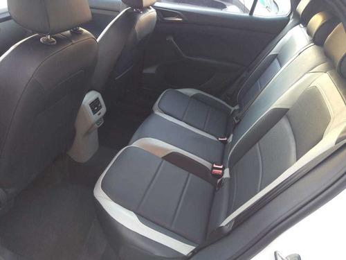 Volkswagen T-cross 1.6 Highline At