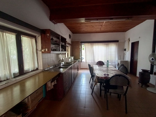 Casa Vendo Villa Giardino 4 Dor 7180 M2 Terreno