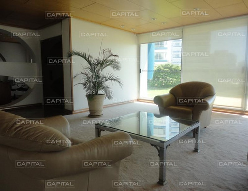 Apartamento En Brava, 3 Dormitorios *-ref:24994