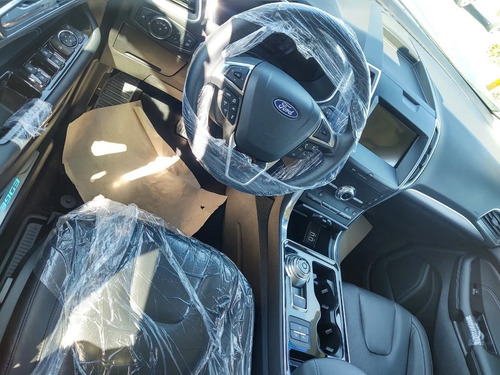 Ford Edge Titanium 2020