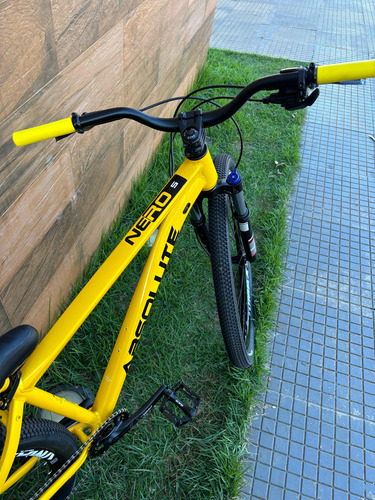 Bicicleta Absolute Nero5 Freio Hidráulico Amarelo 17 "