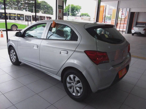 Chevrolet Onix 1.0 Mpfi Lt 8v Flex 4p Manual