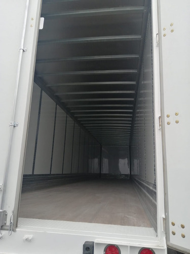 Imagen 4 de 11 de Caja Seca De 40 Pies