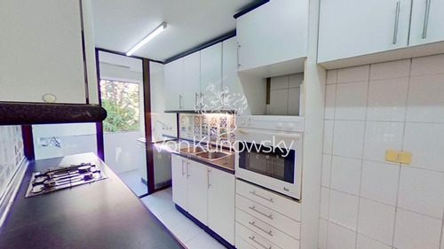 Departamento En Condominio Bosques De La Pirámide Huechuraba