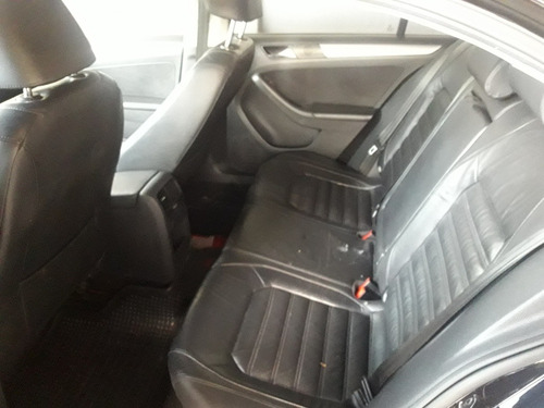 Imagen 15 de 15 de Volkswagen Vento 2.0 Sportline Tsi 200cv 2011