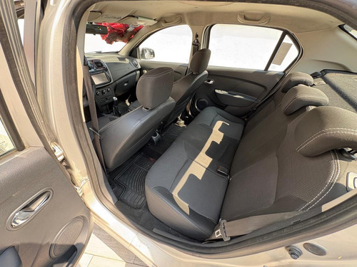 Renault Logan 1.6 Dynamique Mt