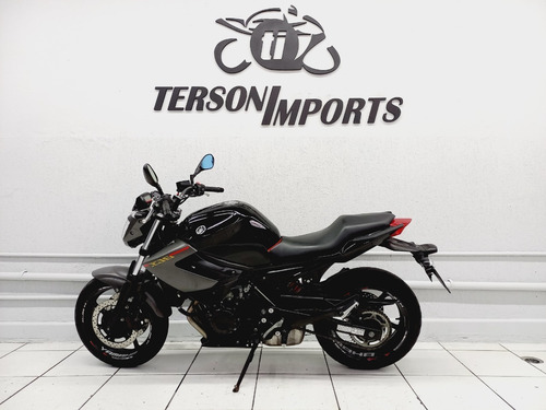 Imagem 2 de 4 de Yamaha Xj6 N Preto 2013/2013