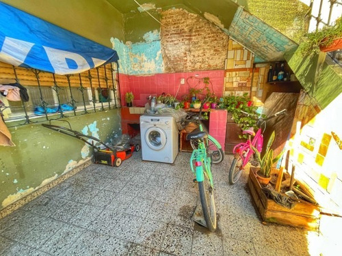 Imagen 14 de 24 de En Venta Casa, Multifamiliar, A Reciclar!! (villa Lugano)