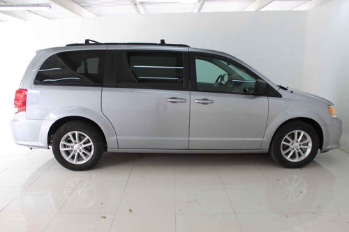 Imagen 6 de 15 de Dodge Grand Caravan 2019 6 Cilindros