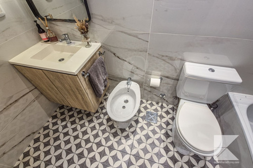 Venta Depto 3 Amb, Gran Vista Al Parque Lezama, La Boca