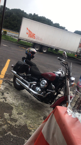 Color Vino Con Negro,motor 650cm, Modelo Clásico