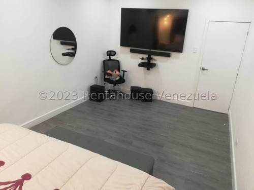 Casa En Venta En Santa Paula Calle Cerrada Caracas Casas Angela Tochon
