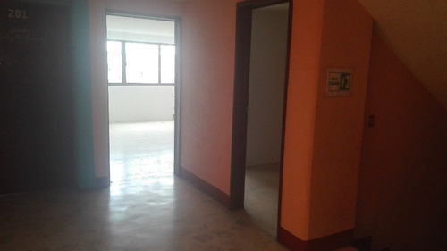 Imagen 6 de 15 de Venta Edificio Con Oficinas Productivas En Zona Comercial Toluca