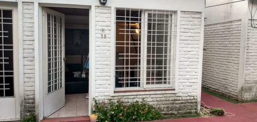 Permuta - Departamento Tipo Casa De 2 Ambientes - Ramos Mejia