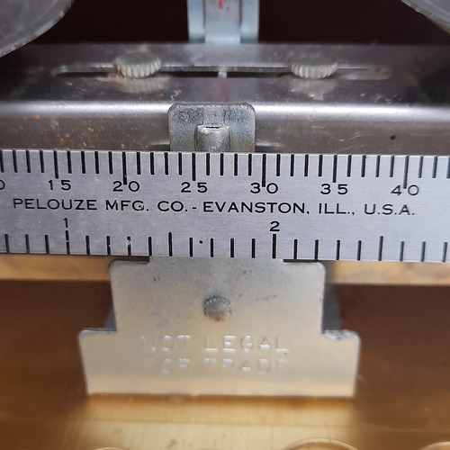 Imagem 3 de 9 de Balança Pelouze Mfc 50g Antiga Com Caixa E Pratos Made Usa