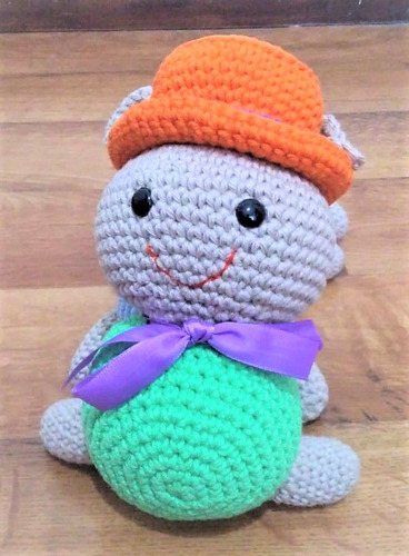 Muñeco Gusano Oruga Amigurumi A Crochet Estimulación Apego