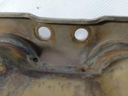 Múltiple De Escape De Vw Bora Mod. 05-10 2.5 Autom Original (Usado)